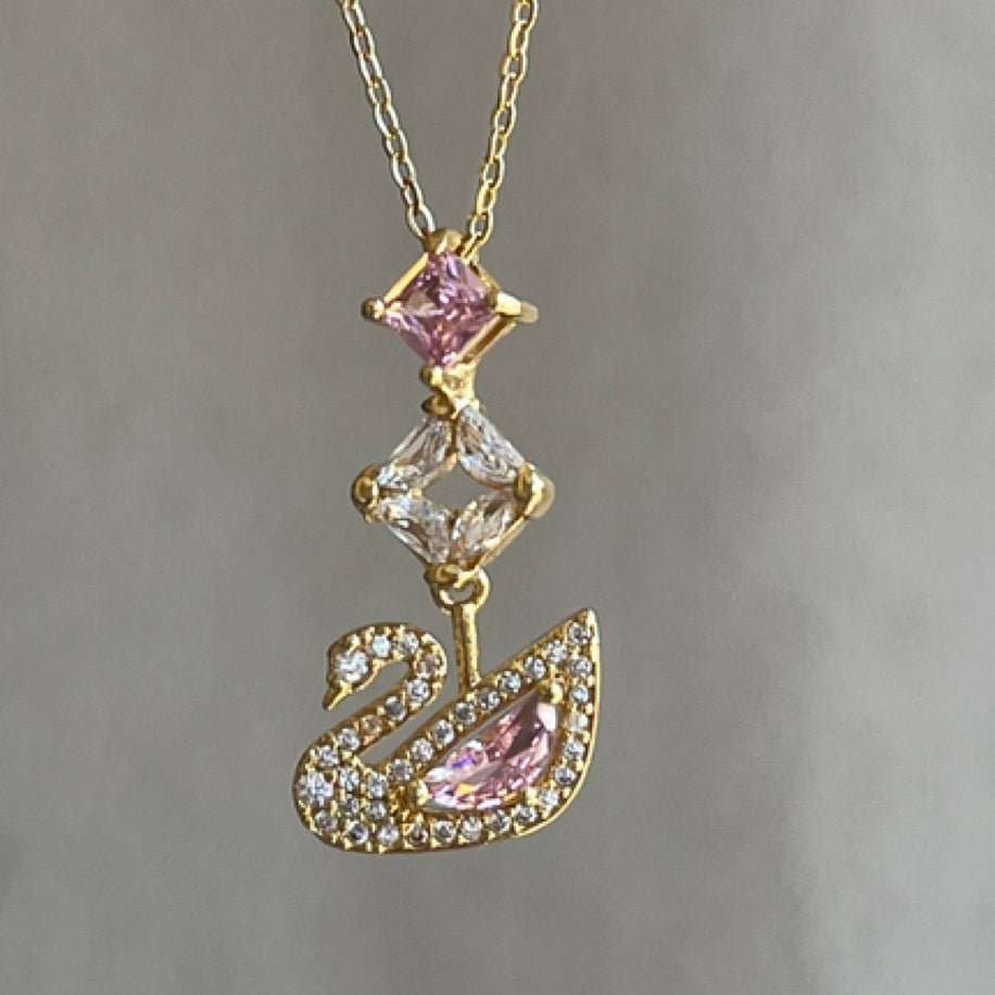 Pembe Taşlı Kuğu Kolye Pembe