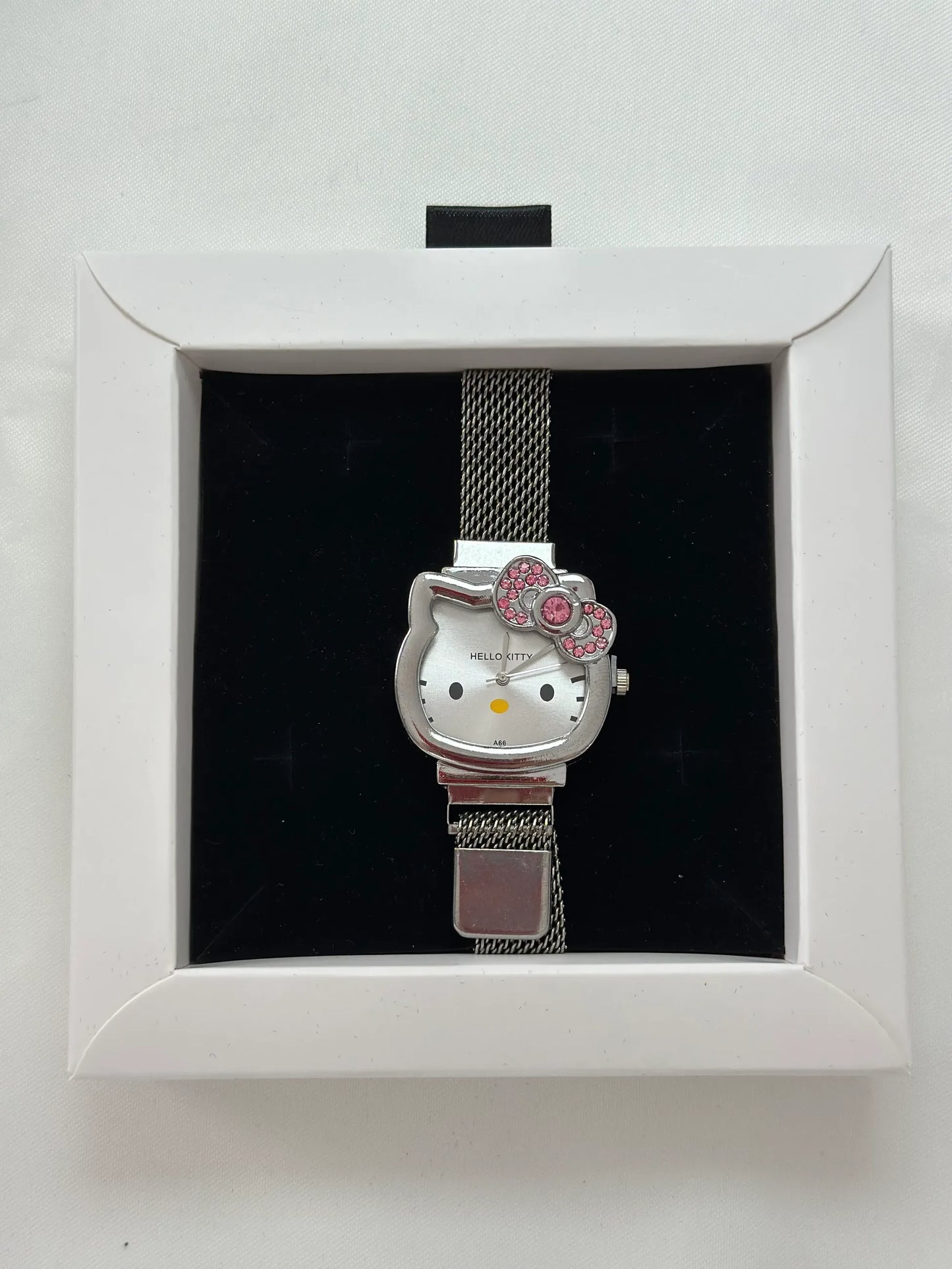 Hello Kitty Saat