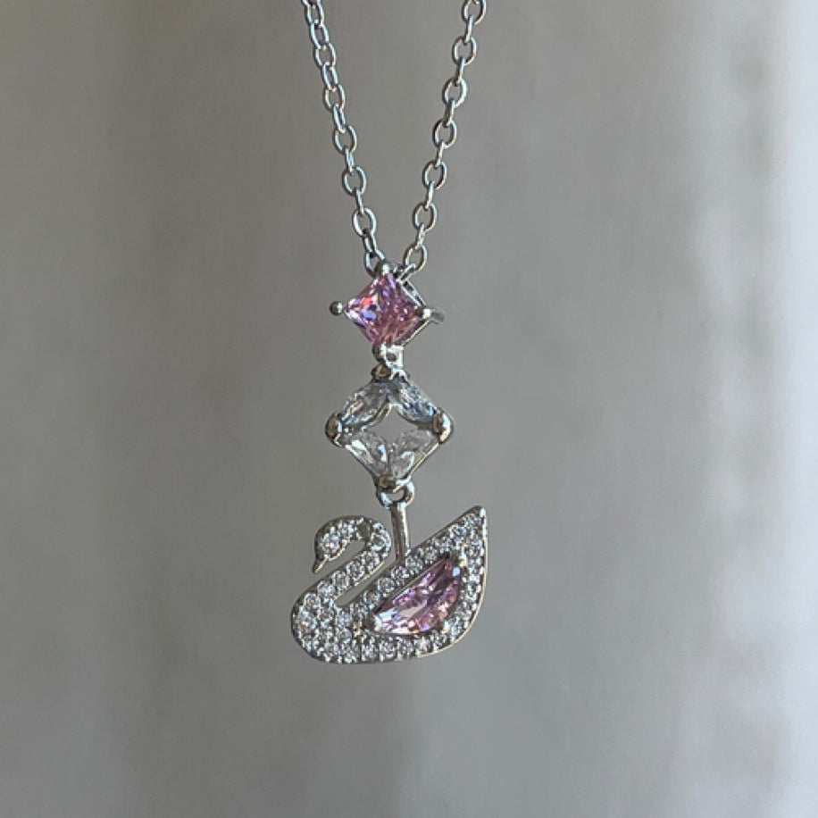 Pembe Taşlı Kuğu Kolye Pembe